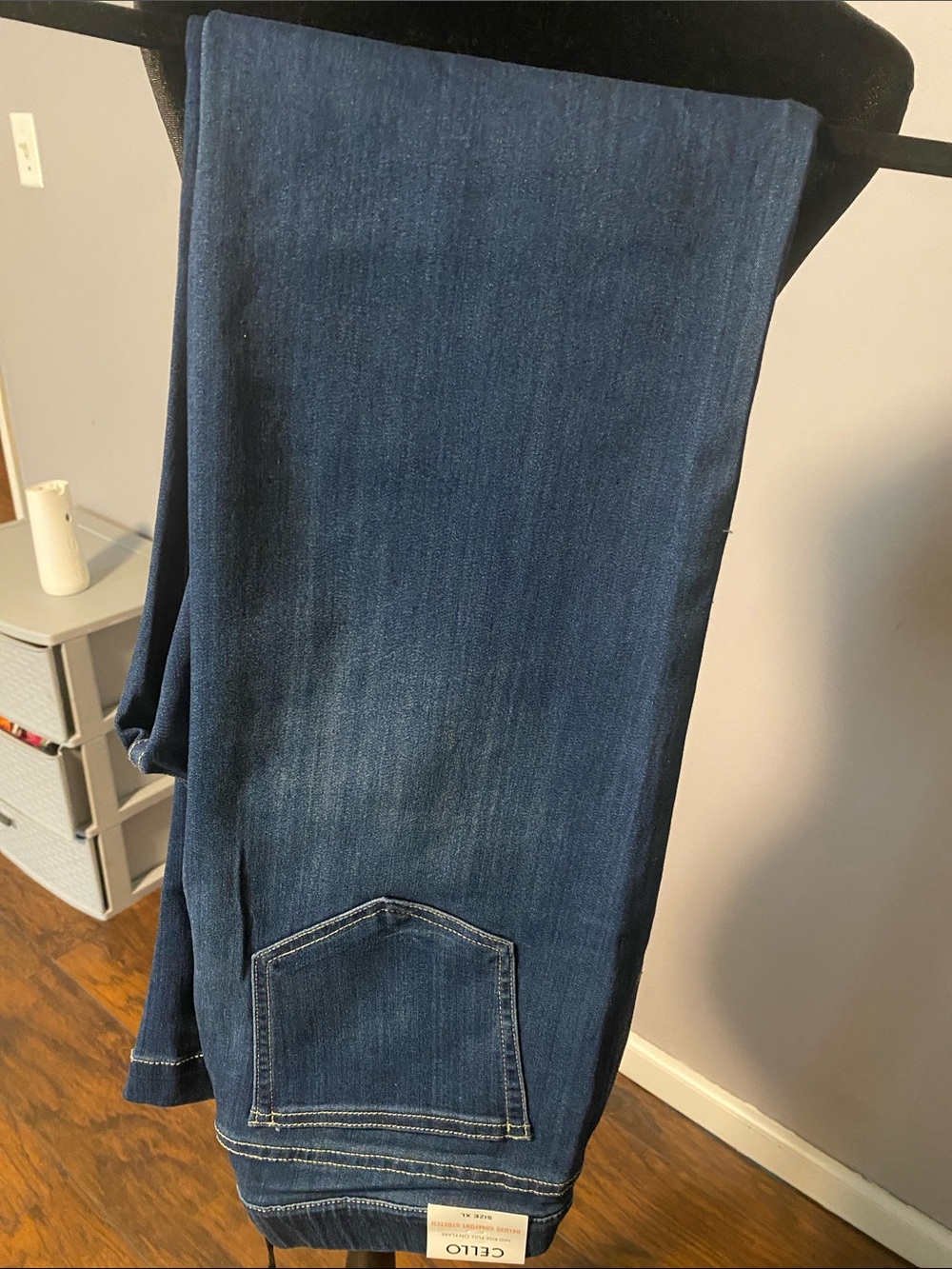 Cello Women's Straight Leg Dark Blue Jeans